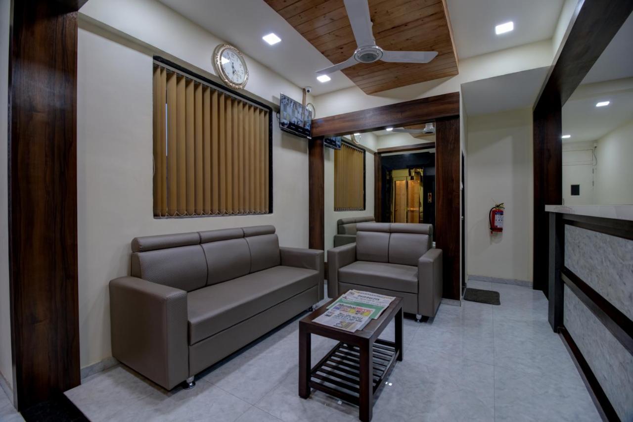 Hotel Mourya Residency Navi Mumbai Exterior foto