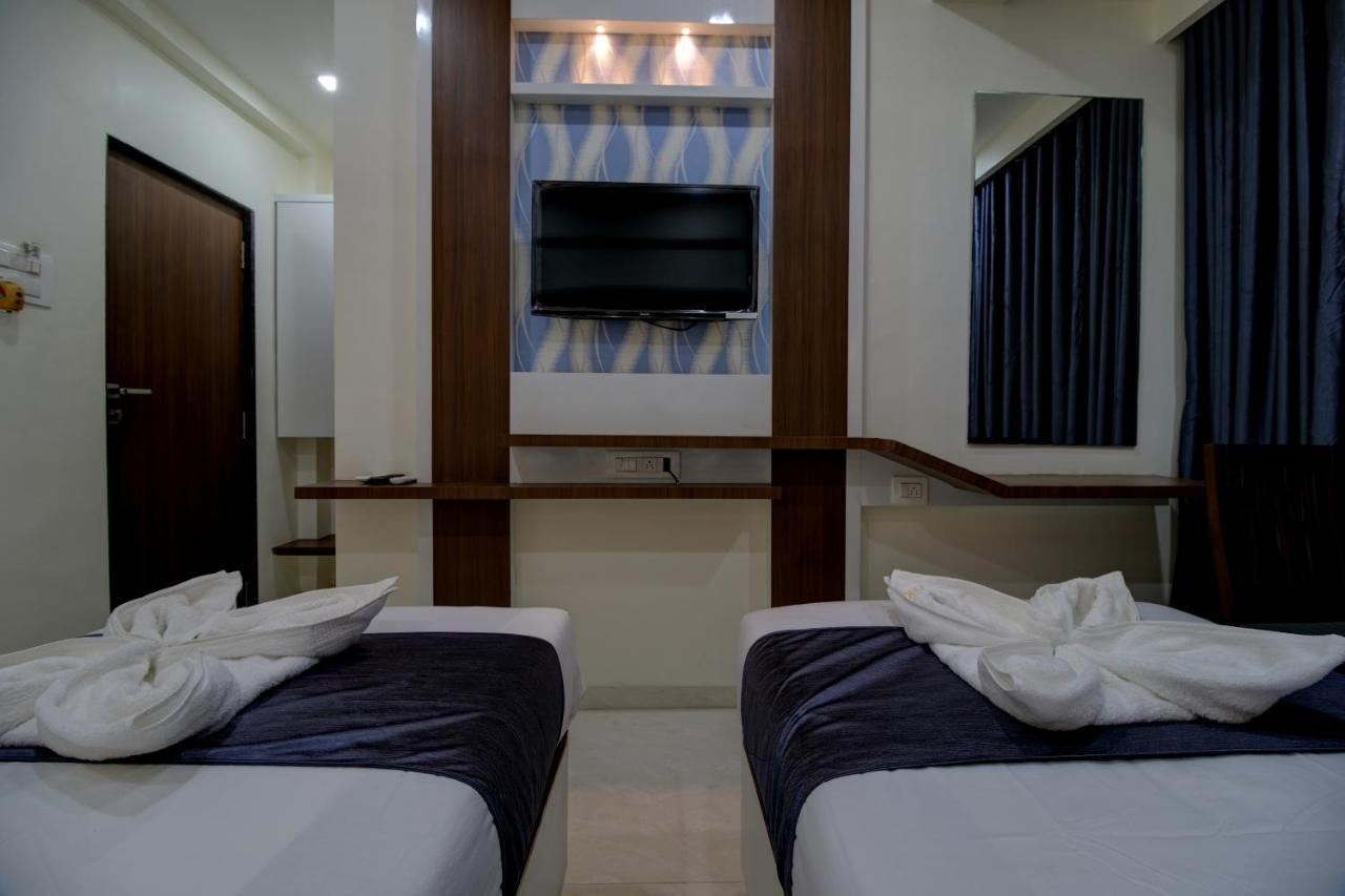 Hotel Mourya Residency Navi Mumbai Exterior foto